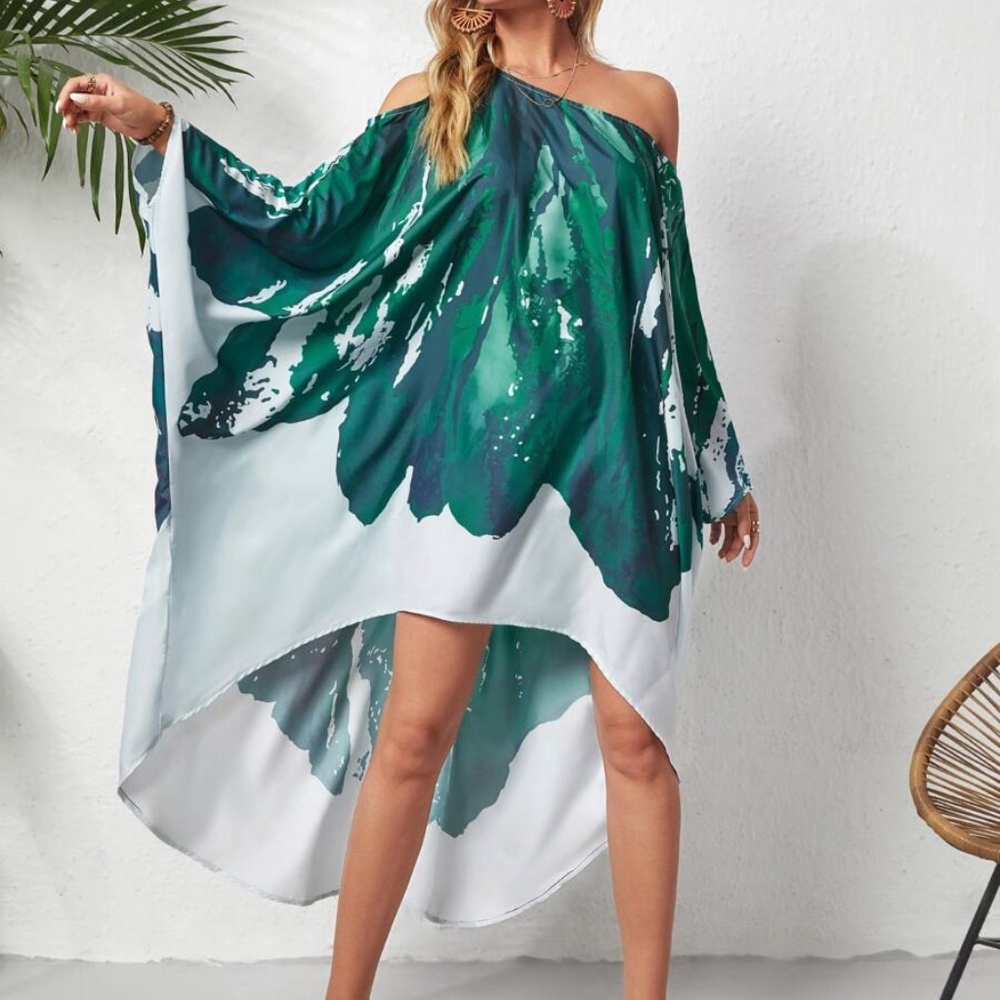 Womens  Colorblock Asymmetrical Dolman Sleeve Green Dress small - Picture 4 of 4